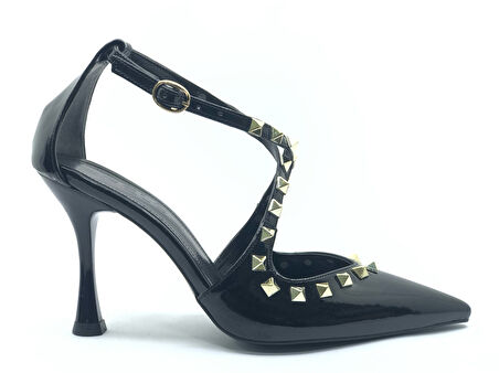 Feles Zımba Detaylı Kadın Topuklu Ayakkabı