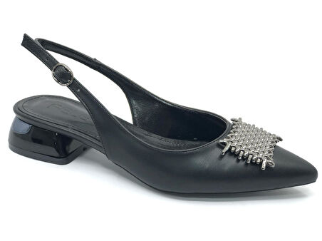 Feles Toka Detaylı Kısa Topuklu Arkası Açık Kadın Babet Ayakkabı