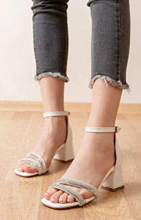 Mehtap Çift Şerit Taşlı 5 cm Kadın Topuklu Ayakkabı