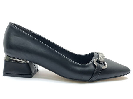 Mehtap Taş Toka Detaylı Kısa Topuklu Kadın Babet Ayakkabı