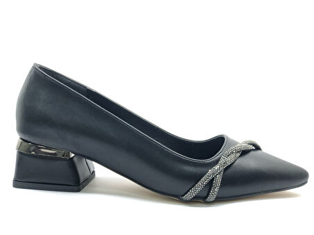 Mehtap Şerit Burgu Taş Detaylı Kısa Topuklu Kadın Babet Ayakkabı