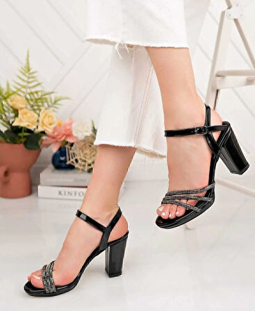 İremsu Üç Şerit Taş Detaylı İnce Platform Kadın Abiye Ayakkabı