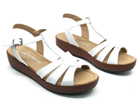 Ayakdaş 1040 Kadın Düz Taban Sandalet