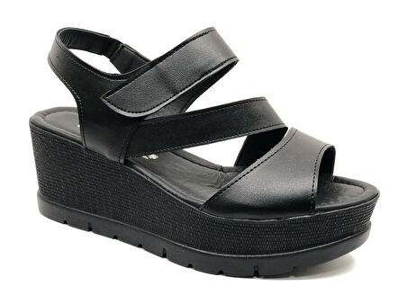 Ayakdaş 1019 Kadın Dolgu Taban Sandalet