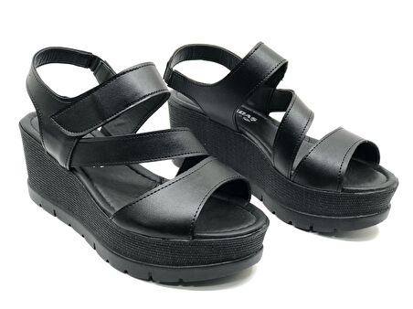 Ayakdaş 1019 Kadın Dolgu Taban Sandalet