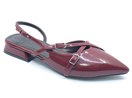 Feles Toka Detaylı Kısa Topuklu Arkası Açık Kadın Babet Ayakkabı