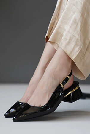 Feles Toka Detaylı Topuklu Arkası Açık Klasik Kadın Topuklu Ayakkabı Ayakkabı