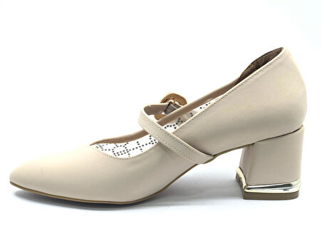 Feles Yanı Şeffaf Toka Detaylı Kadın Topuklu Ayakkabı