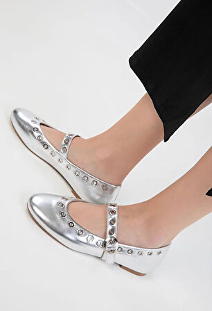 Feles Zımba Detaylı Kadın Babet Ayakkabı