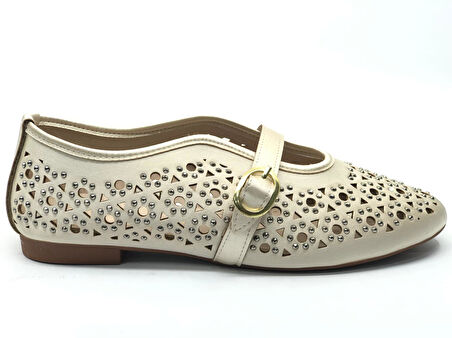 Feles Delik Taş Detaylı Kadın Babet Ayakkabı