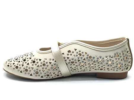 Feles Delik Taş Detaylı Kadın Babet Ayakkabı