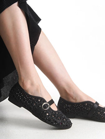 Feles Delik Taş Detaylı Kadın Babet Ayakkabı