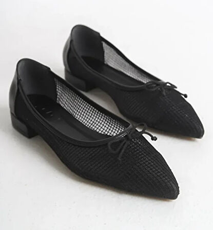 Feles Dantel Fiyonk Detaylı Sivri Burun Kadın Babet Ayakkabı