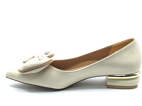 Feles Silindir Topuk Detaylı Kadın Ayakkabı