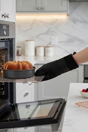 Yanmaz Yapışmaz, Yıkanabilir, Pişirme Matı ve Siyah Silikon Yanmaz Mutfak Fırın Eldiveni