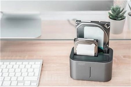 Digitus DA-71540-1 2.5"-3.5" USB 3.0 2-port'lu SATA HDD Docking Station, kopyalama özelliği (KDO)