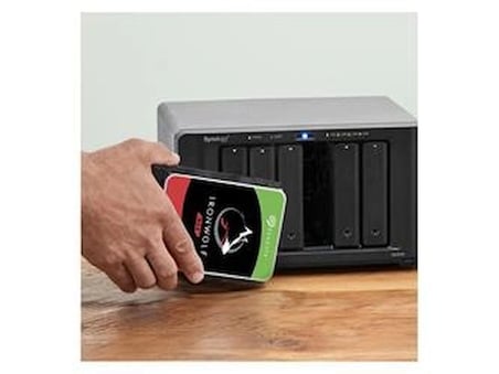 Seagate 10TB Ironwolf ST10000VN000 3.5" 256MB 7200 Rpm Nas Disk Harddisk (Koyuncu Distribitör Ürünü) (KDO)