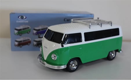 EVERTON RT-1945 Yeşil Arabalı  Bluetooth Fm-Usb-Tf-Aux Şarjlı Nostaljik Radyo (KDO)