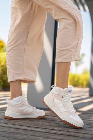 Kadın Bağcıklı Yüksek Bilekli Sneaker