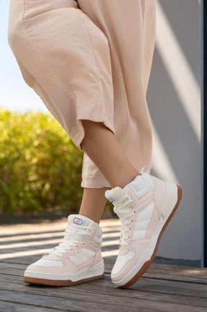 Kadın Bağcıklı Yüksek Bilekli Sneaker