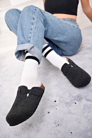 Kadın Unisex Mantar Taban Eva Konfor Moda Kışlık Önü Kapalı Keçe Model Sabo Günlük Rahat Ev Terlik