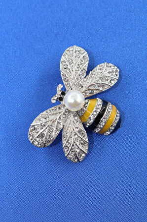 Gümüş renkli incili kraliçe arı broş. Taşlı tasarım broş. Yaka iğnesi broş. Arı broş.