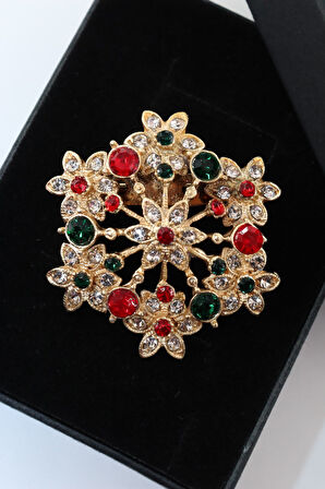 Gold renk pırlantalı çiçek broş. Taşlı tasarım çiçek broş. Yaka iğnesi çiçek broş. Çiçek broş.