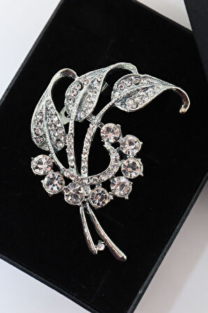 Gümüş renk taşlı lale yaprağı broş. Yaka iğnesi broş. Taşlı broş. Kadın broş. Broş. Yaprak broş.