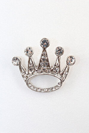 Gümüş renk kraliçe tacı broş. Yaka iğnesi broş. Taşlı broş. Kadın broş. Kraliçe tacı broş. Taç broş.