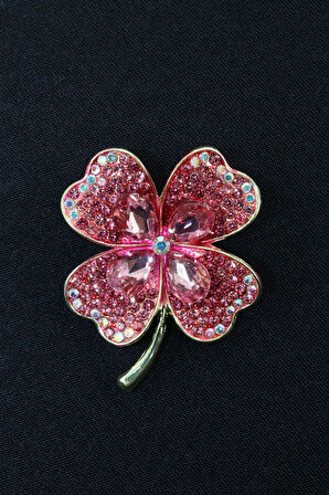 Kristal taşlı yonca broş. Yaka iğnesi yonca broş. Taşlı tasarım broş. Kadın broş. Broş. Yonca broş.