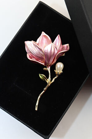 İncili manolya broş. Yaka iğnesi manolya broş. Tasarım manolya broş. Kadın broş. Manolya broş.