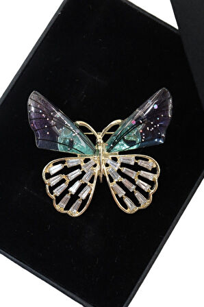 Taşlı kelebek broş. Yaka iğnesi kelebek broş. Taşlı tasarım kelebek broş. Kadın broş. Kelebek broş.