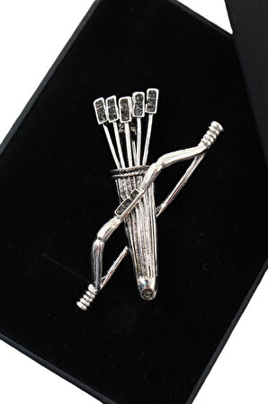 Pusat broş. Yay ok broş. Yaka iğnesi yay ok broş. Erkek broş. Kadın broş. Yay broş. Ok broş.