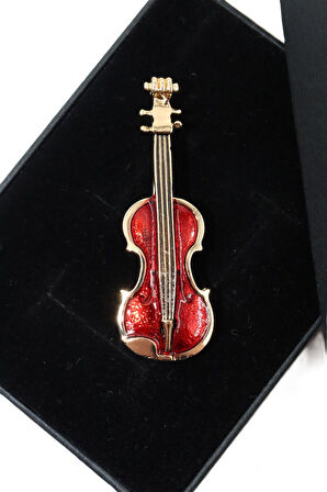 Kırmızı keman broş. Yaka iğnesi keman broş. Kadın broş, erkek broş. Broş. Keman broş.