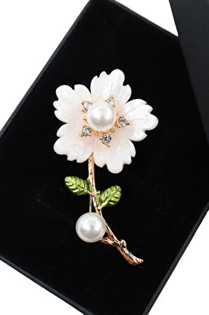 Taşlı incili yıldız çiçeği broş broş. Yaka iğnesi yıldız çiçeği broş. Kadın broş yıldız çiçekli broş