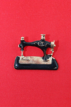 Modelist terzi dikiş makinesi broş. Yaka iğnesi broş. Erkek broş. Kadın broş. Dikiş makinesi broş.