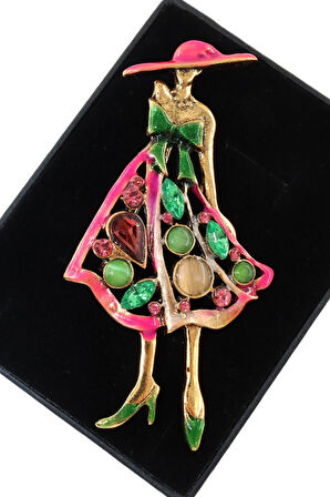 Pırlanta taşlı modacı broş. Yaka iğnesi broş. Taşlı tasarım broş. Kadın broş.