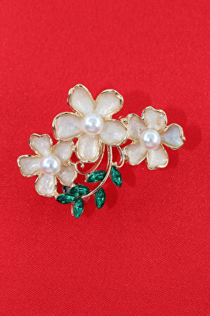 İncili erik çiçeği broş. Yaka iğnesi erik çiçeği broş, incili broş. Kadın broş. Erik çiçeği broş.