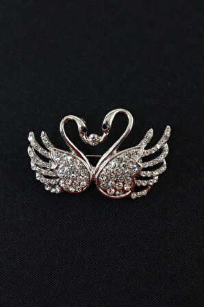 Çift kuğulu kalp broş. Yaka iğnesi kuğu broş. Taşlı kalp kuğu broş. Kadın broş. Kuğu broş. Kalp broş