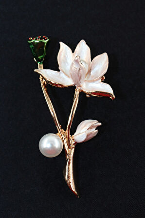 İncili zambak broş. Yaka iğnesi zambak çiçeği broş. Tasarım incili broş. Kadın broş. Zambak broş.