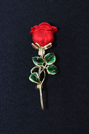 Tomurcuk kırmızı gül broş. Yaka iğnesi gül broş. Kırmızı gül broş. Kadın broş. Erkek broş. Gül broş.