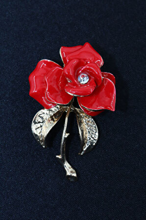 Kırmızı gül broş. Taşlı broş. Gold broş. Yaka iğnesi broş. Çiçek broş. Gül broş Erkek kadın broş.