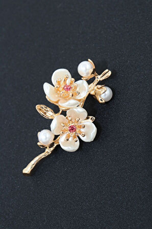 Erik Çiçeği Broş. Yaka Iğnesi Broş. Taşlı Tasarım Incili Erik Çiçeği Broş. Kadın Broş. Broş.