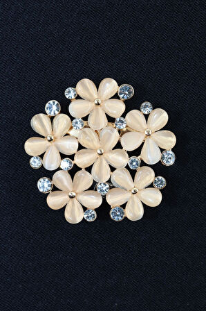 Düğün Çiçeği Broş. Tasarım Düğün Çiçeği Taşlı Broş. Yaka Iğnesi Broş. Kadın Broş. Çiçek Broş.