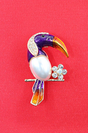 Tukan kuşu broş. Taşlı tasarım incili tukan kuşu broş. Yaka iğnesi broş. Kadın broş. Broş.