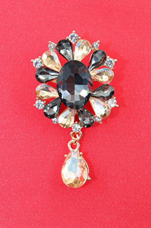 Su damlası broş. Pırlanta taşlı gold su damlası broş. Yaka iğnesi broş. Kadın broş. Broş.