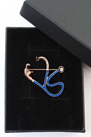 Stetoskop doktor broş. Taşlı tasarım stetoskop broş. Yaka iğnesi broş. Kadın broş. Erkek broş. Broş.