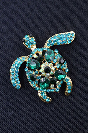 Caretta caretta broş. Zümrüt taşlı caretta broş. Yaka iğnesi broş. Kadın broş. Broş. Caretta broş.
