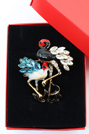 Leylek yuvası broş. Taşlı tasarım broş. Yaka iğnesi leylek broş. Kadın broş. Broş. Leylek broş.