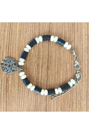 Kelt Düğümü Figürlü Siyah–Beyaz Heishi Boncuk Kolye